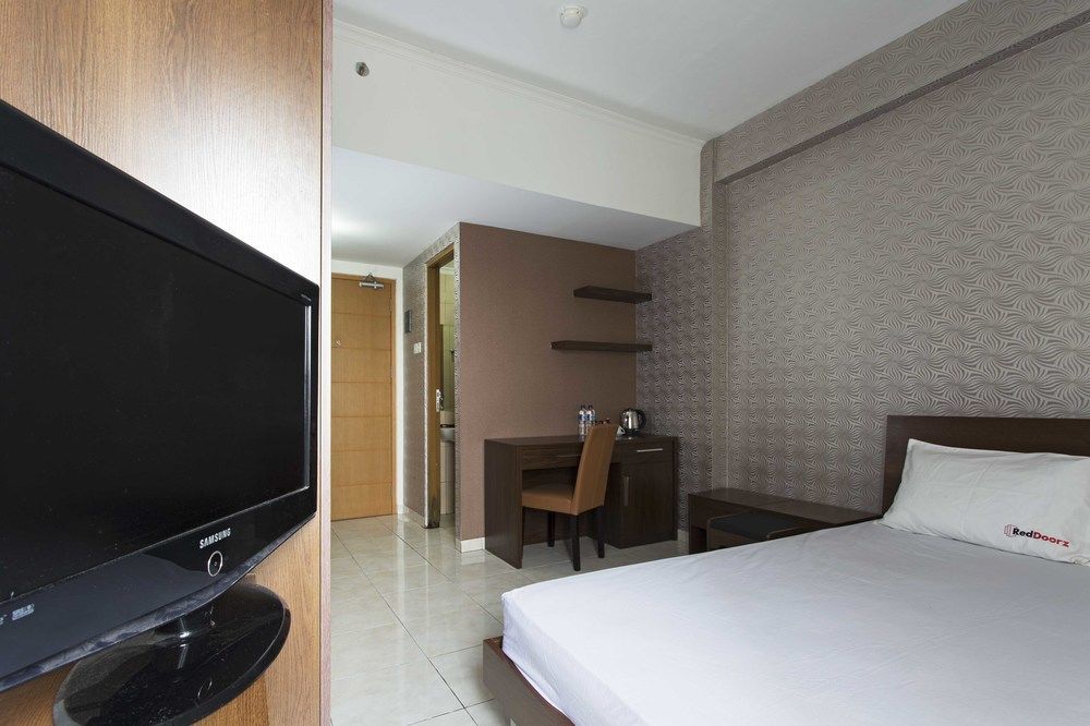 Reddoorz Apartment @ Margonda Residence Depok Exteriér fotografie